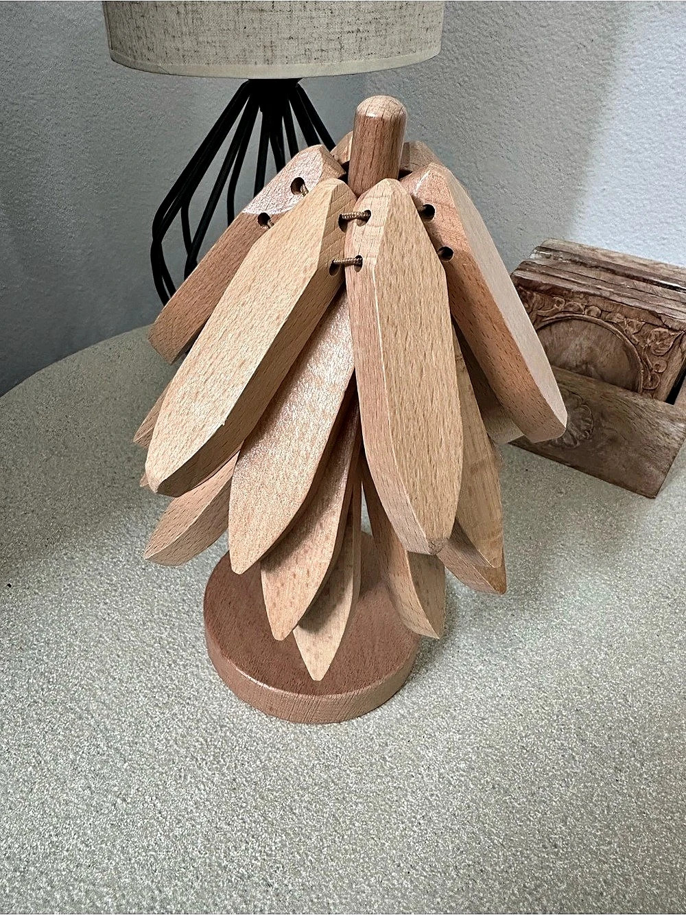 Wooden Christmas Tree Trivet & Coaster Set With Stand Foldable Hot Pads